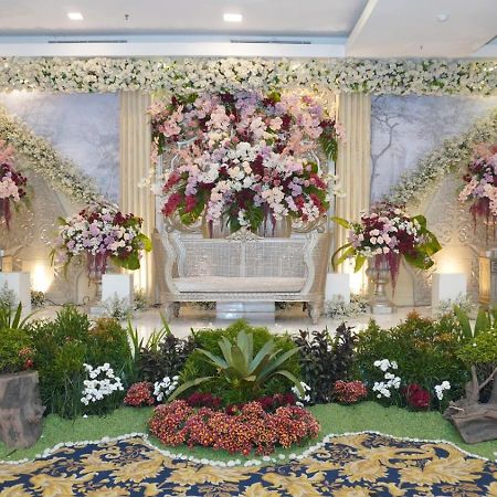 Cavinton Hotel Malioboro Yogyakarta By Tritama Hospitality Екстер'єр фото